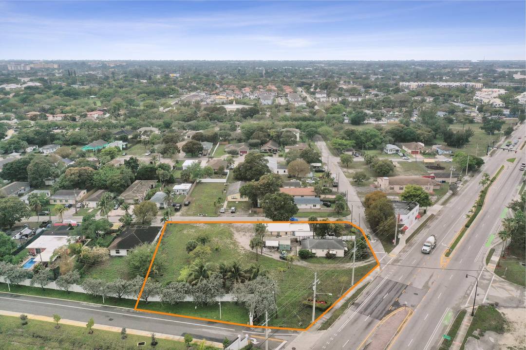 Exceptional investment opportunity in an emerging Pompano Beach corridor.
