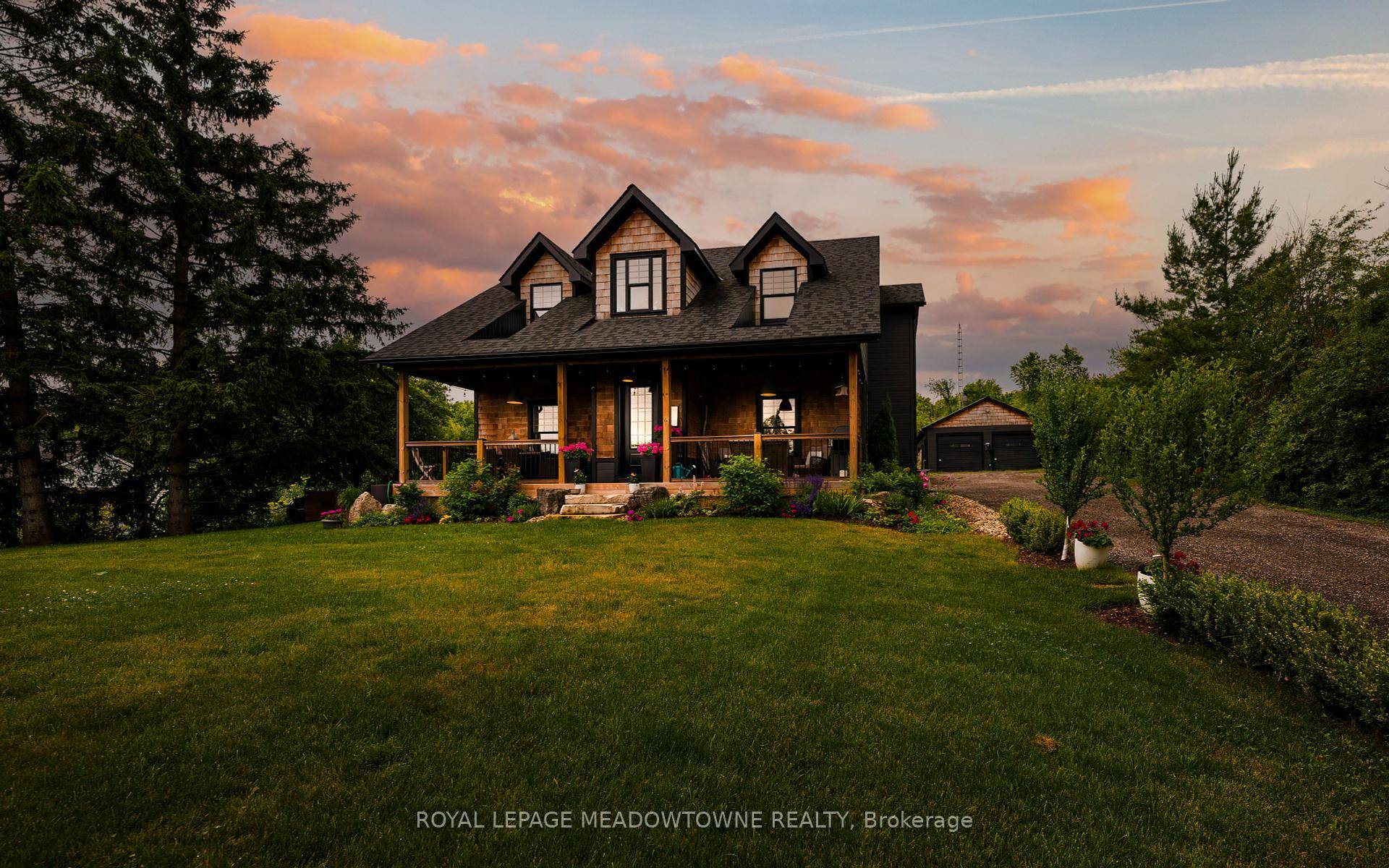 Custom Built 2019 Modern Farmhouse Retreat Surrounded by Nature w approx 3300sq ft finished sq ft, 5 bdrms, 2 kitchensNestled between the Silver Creek and Terra Cotta Conservation Areas, this ...