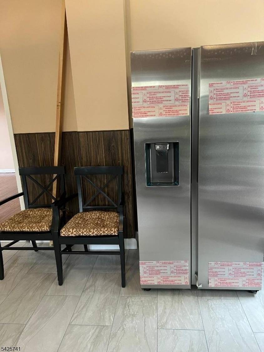 beautiful completely renovated large 2 family home, 3 bedroom on each floor, new kitchen 42 inch cherry cabinet with granite countertop, brand new stainless steel appliances, brand new bathroom with ...