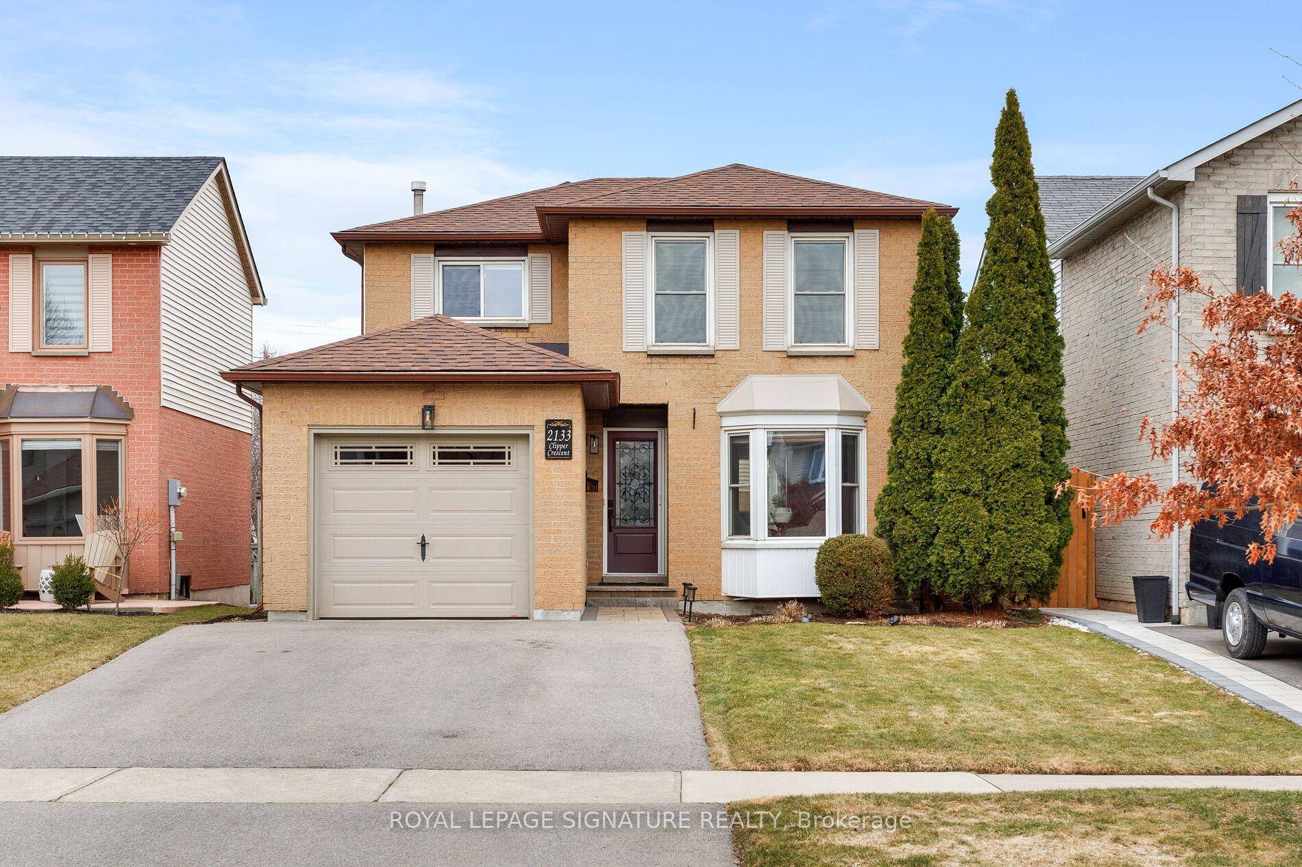 Your dream of detached living begins and ends with 2133 Clipper Cres !