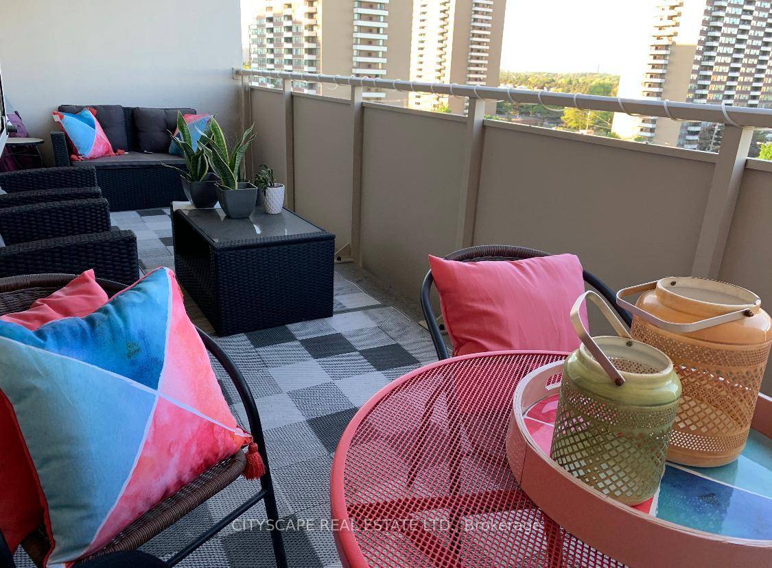 Welcome to Your Dream Condo in One of the Areas Most Sought After, Serene Neighbourhoods !