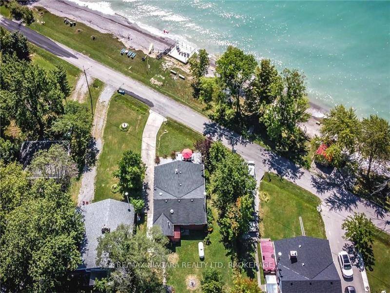 Stunning Waterfront Bungalow 4 Bed, 2 Bath with Detached Garage !