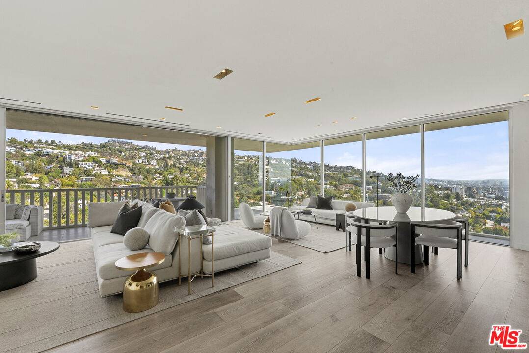 9255 Doheny Rd 1.0 Sunset Strip LA