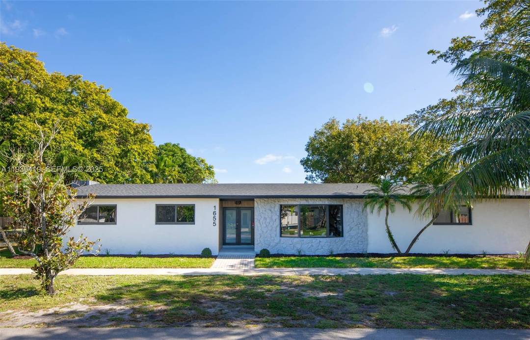 Welcome to this renovated home in highly desirable Hollywood Hills.