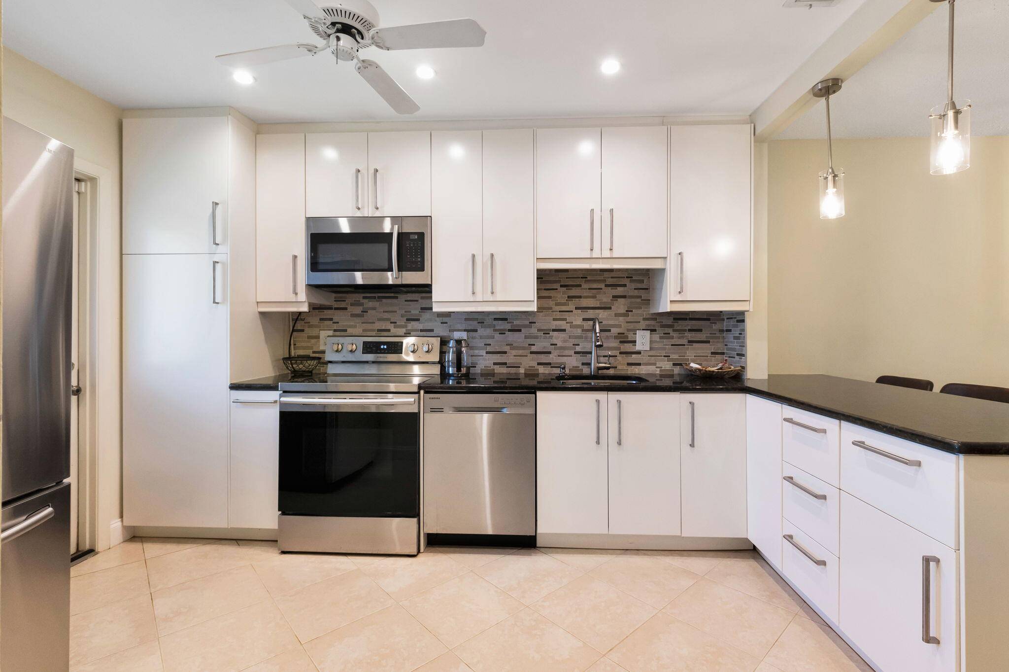 Rarely Available 2 Bed, 2 Bath Condo Just Minutes from Atlantic Avenue !