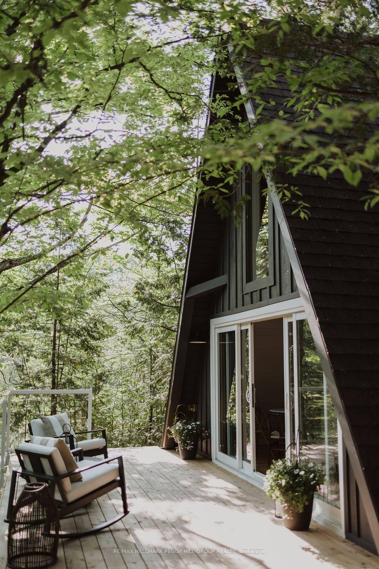 COZY A FRAME RETREAT WITH MODERN FINISHES, HOT TUB, SAUNA, amp ; A CREEK RUNNING THROUGH 1 PRIVATE ACRE !