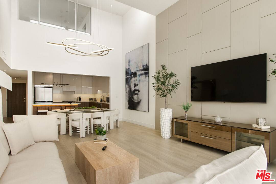 10630  Wilkins Ave 3BR Westwood La