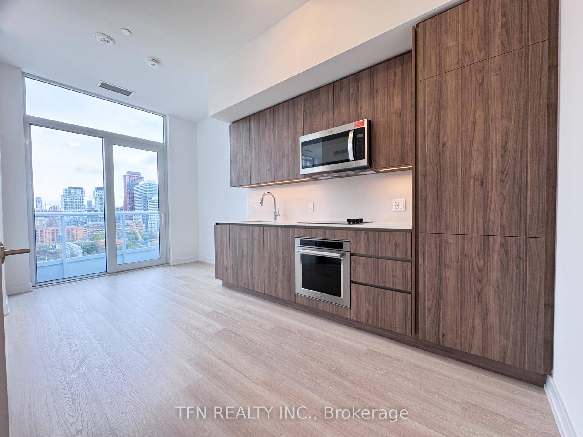 Experience Prime Lakefront Living at Empire Quay House Condos.