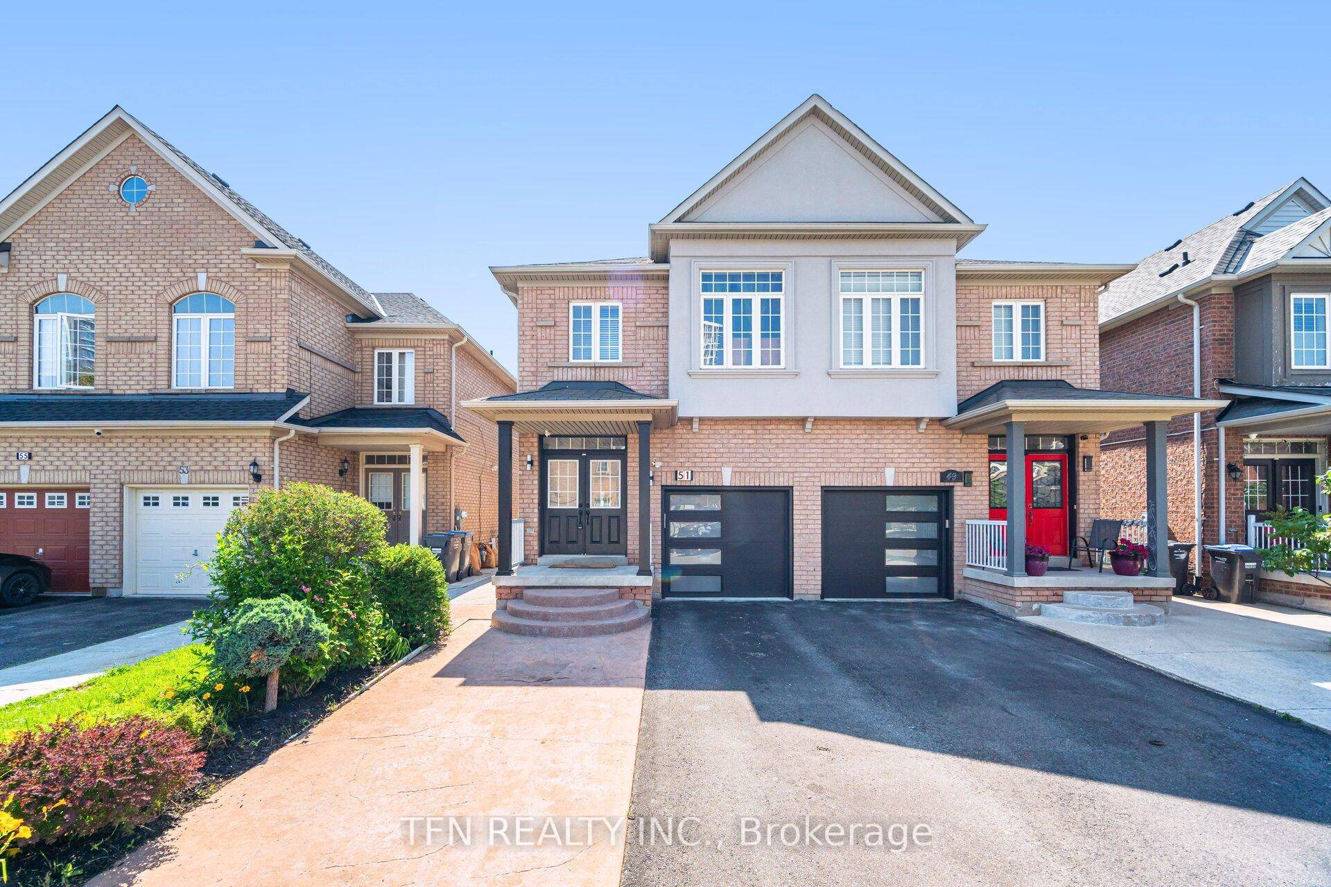 Stunning 4 1 Bed Semi with Income Potential amp ; Designer Finishes !