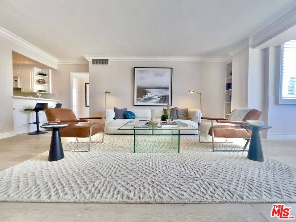 969   Hilgard Ave 2BR Westwood La