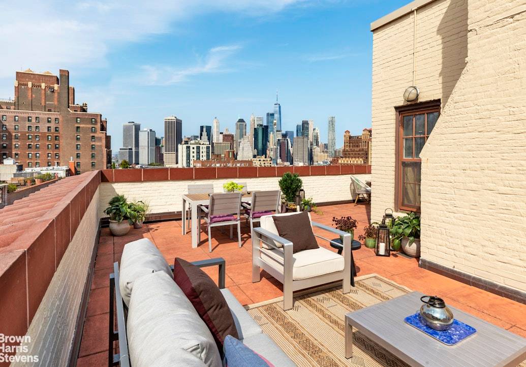 A rare find for the discerning buyer, this very special property has just become available in the center of historic Brooklyn Heights.