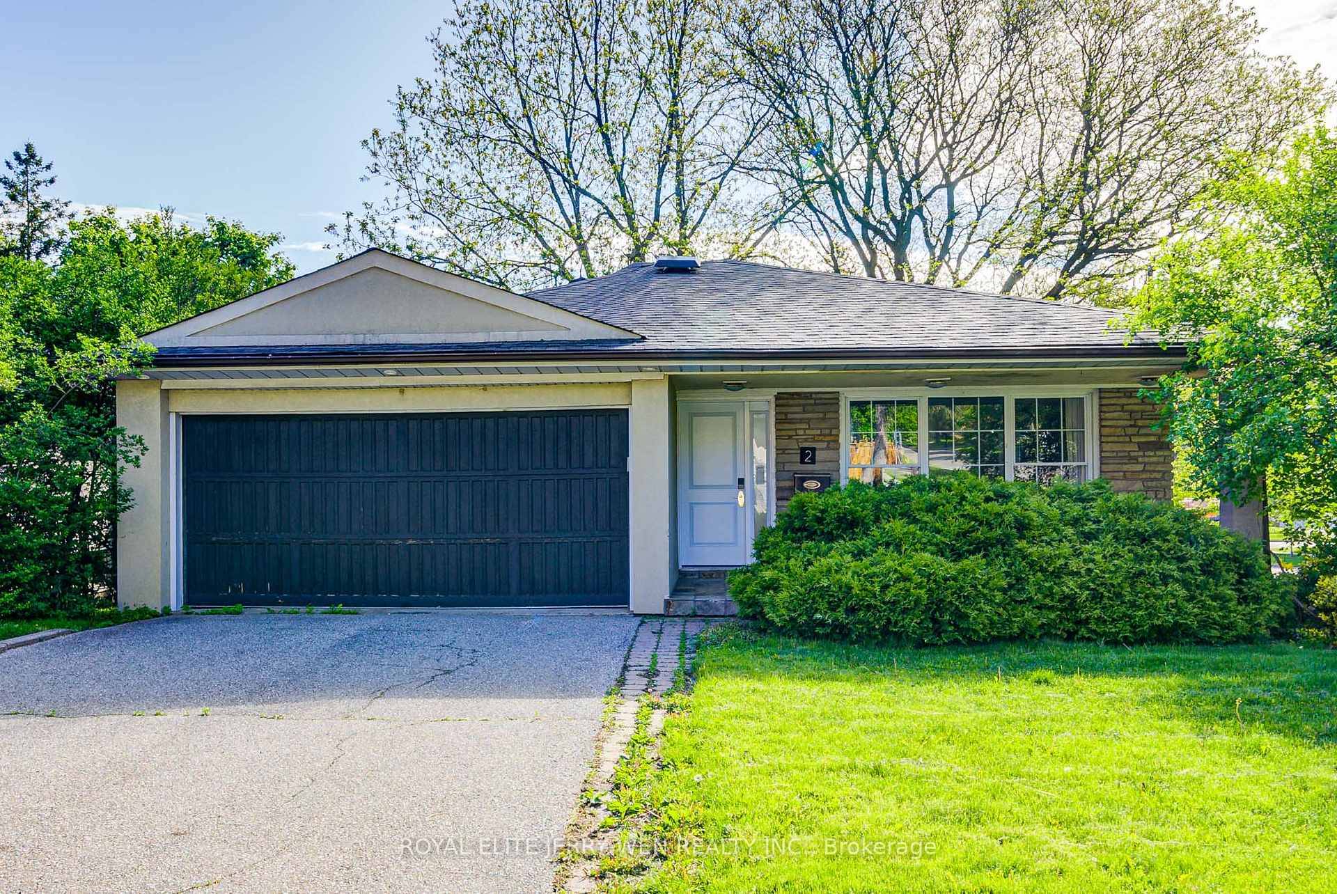 4 1 Bedroom, 4 Bathroom, 2 Kitchen Detached Home with Double Garage for sale at 1.
