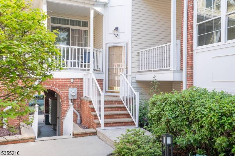 Chestnut Ct Garwood Boro New Jersey Single-Family
