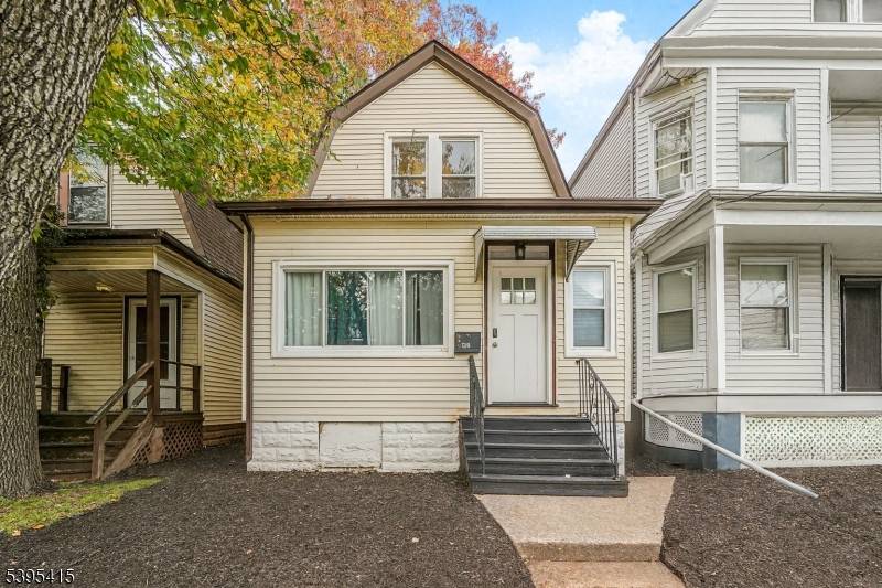 Welcome to 190 Elmwood Ave in Irvington, NJ a beautifully renovated 2 bedroom, 1.