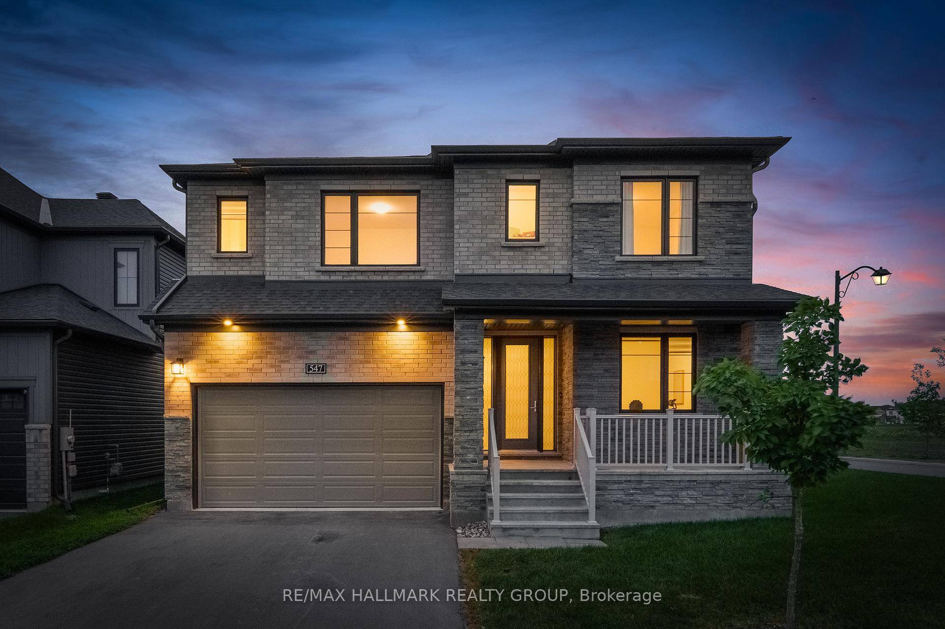 Welcome to this stunning Minto Magnolia 'Elevation C' model, a beautifully designed corner unit in the prestigious Mahogany community of Manotick.