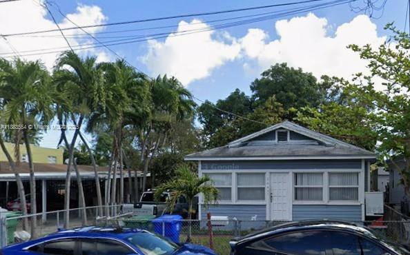 3 bedroom, 1 bath. 1, 292 SQFT property.