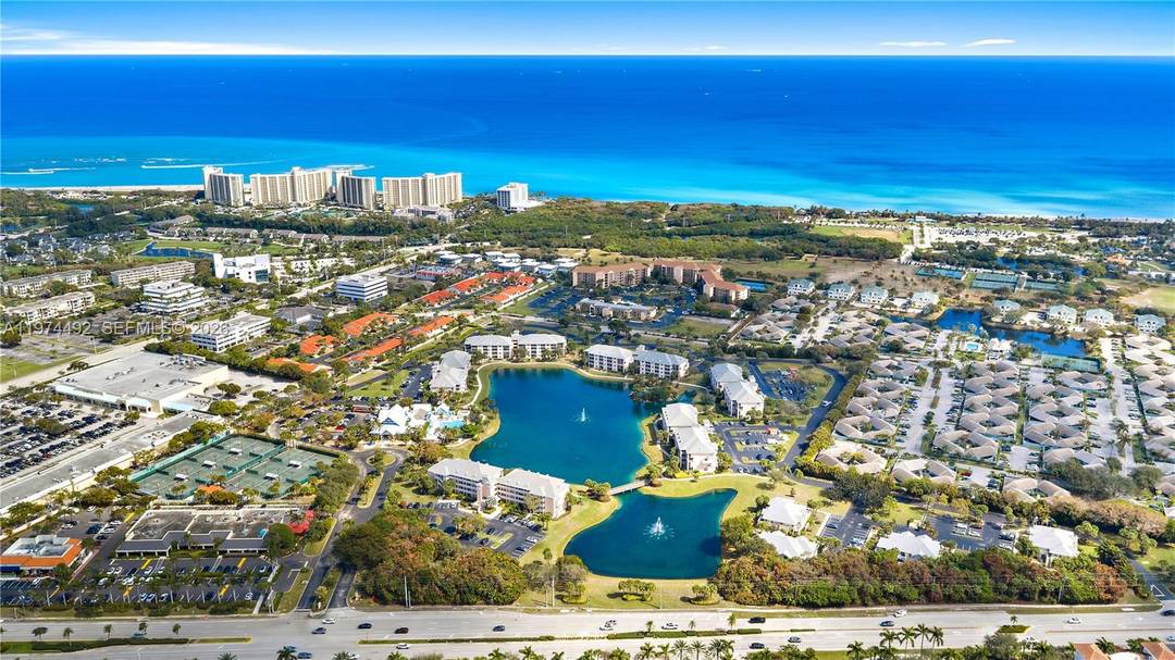 Welcome to this beautiful 2 bedroom, 2 bathroom condo located on the 4th floor with serene lake views.