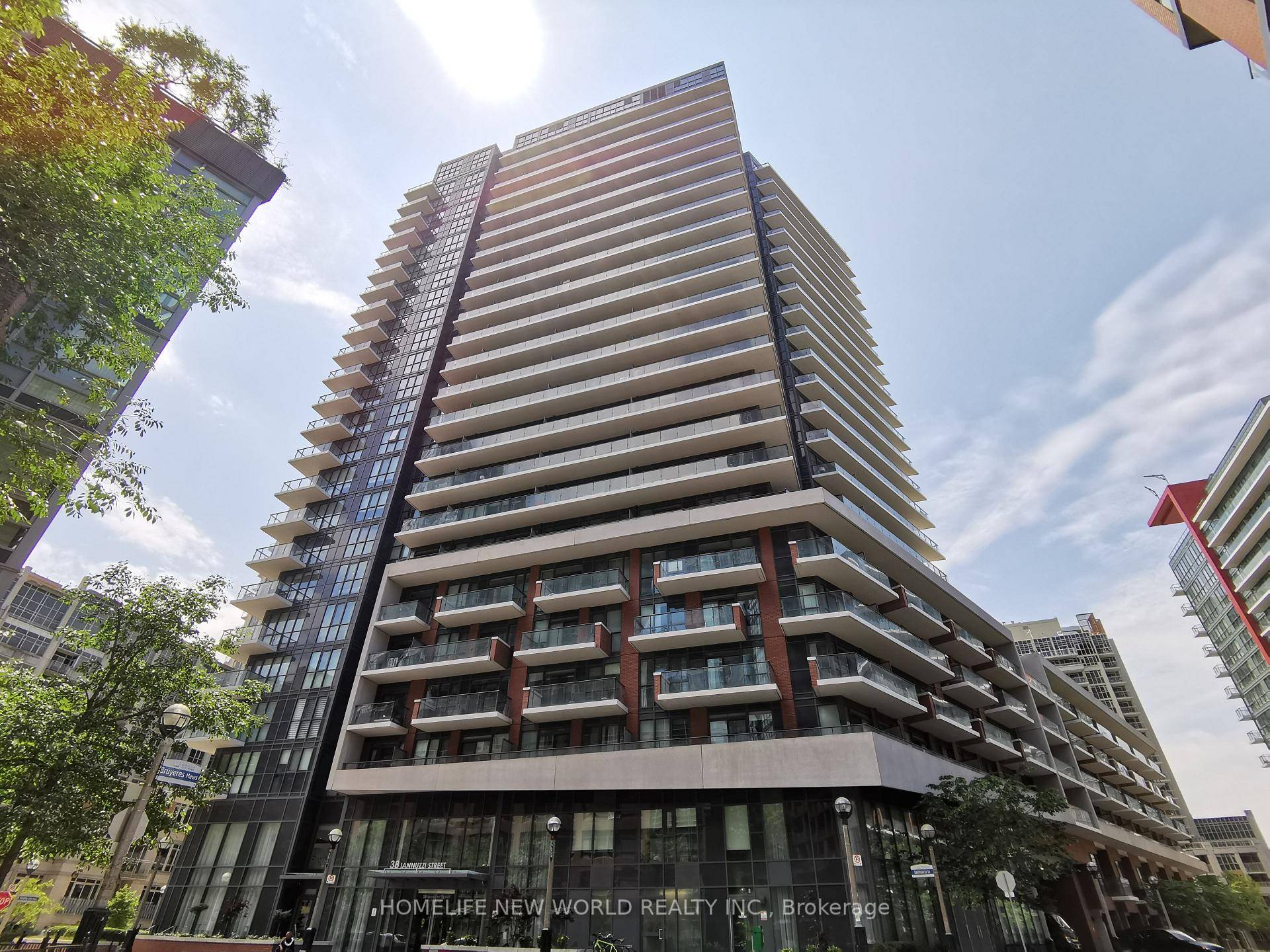 4 years New, 3 Br sunlight filled S W Corner Unit At Fortune Condo By Onni Group Development.