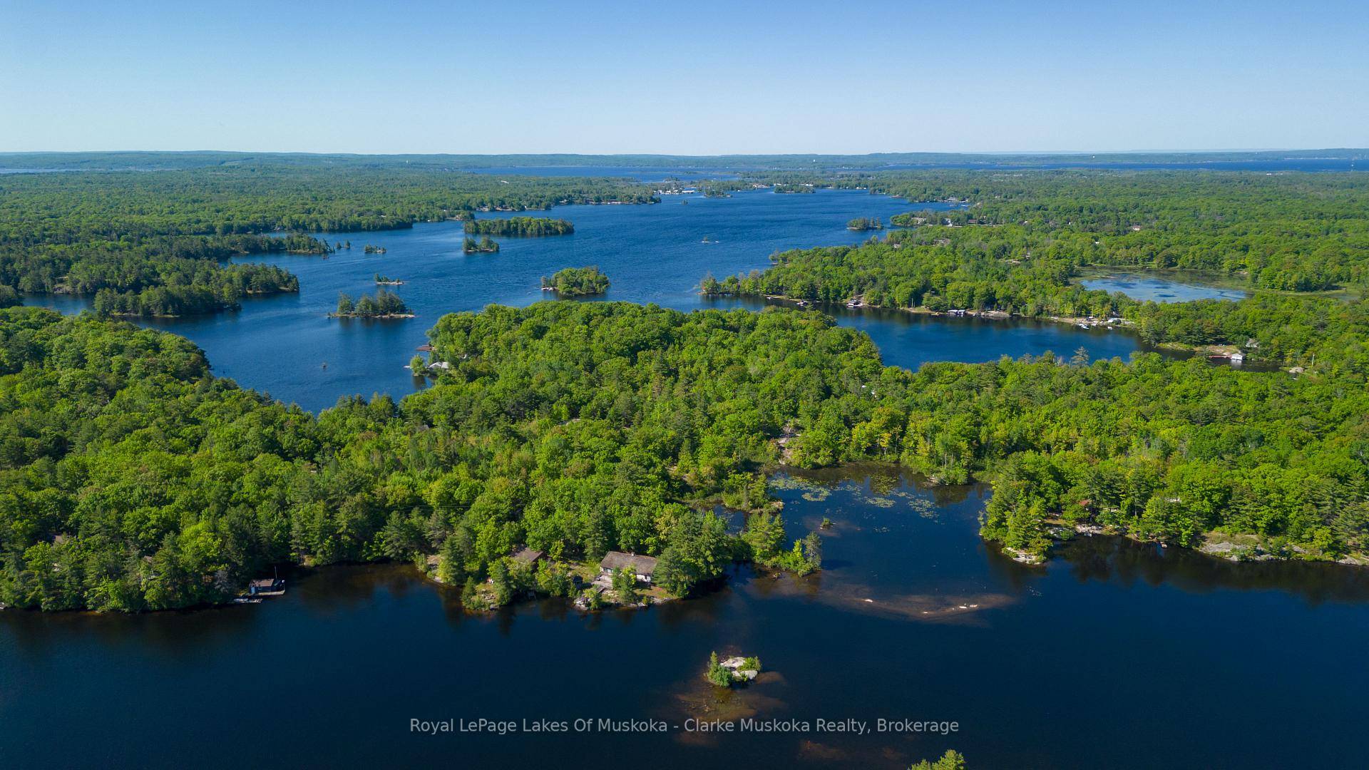Waterfront Building Lot on Gloucester Pool Prime Location !