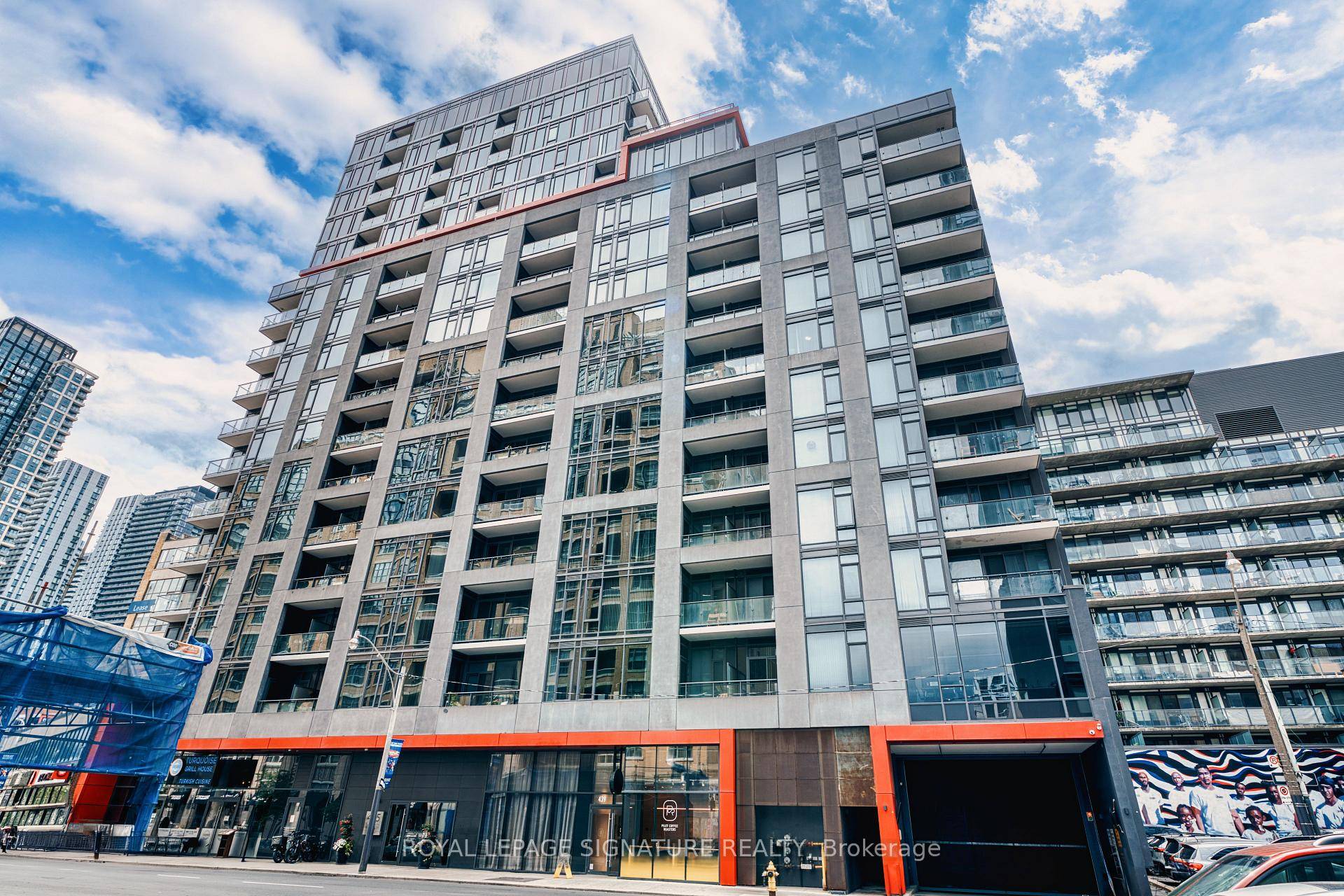 Welcome to your dream home in the heart of Toronto's Fashion District !