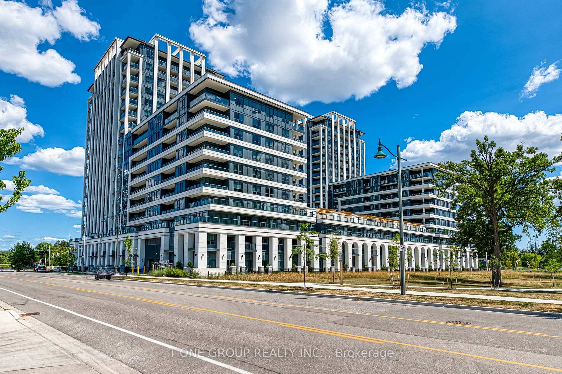 A Rare Sub Penthouse Southwest Corner Unit At Vendome Condos, Offering Expansive Unobstructed Views That Extend All The Way To The Toronto Skyline With The Iconic CN Tower Visible On ...