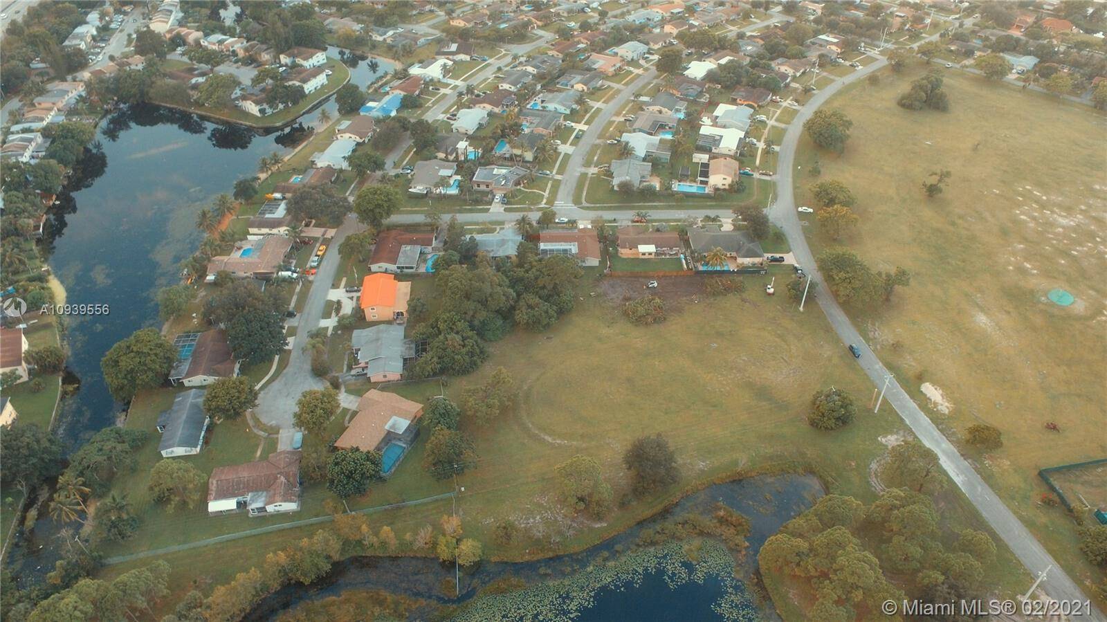 This is an amazing opportunity to buy a project which is fully entitled for 6 custom homes in Coconut Creek.