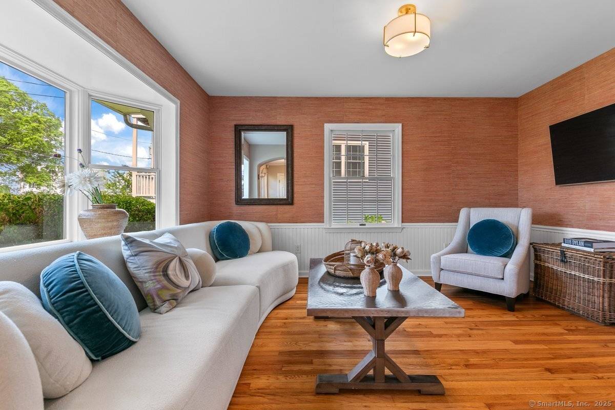 A coastal Connecticut entertainer's dream, this newly updated home is located on a quiet cul de sac in the highly desirable Gregory Point neighborhood.