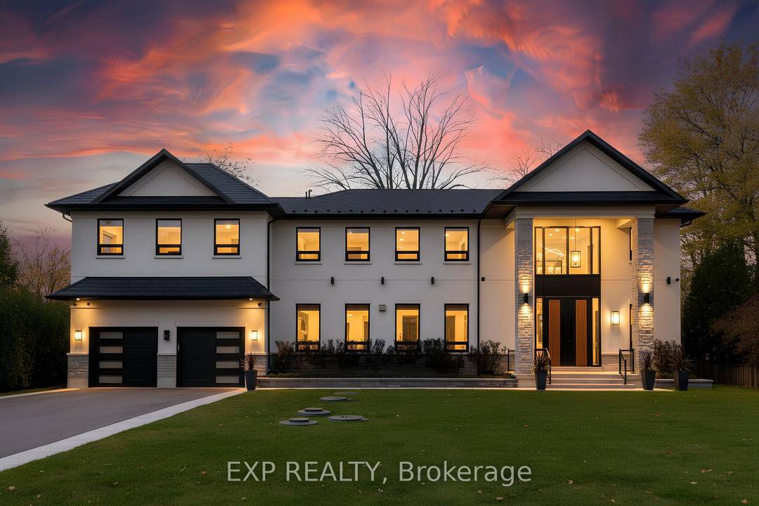 Experience The Epitome Of Luxury With This Contemporary Waterfront Mansion, Offering Almost 5500sqft Of Extravagant Living Space Featuring 5 2 Well Appointed Bedrooms, 6 Baths amp ; 100ft Of West ...