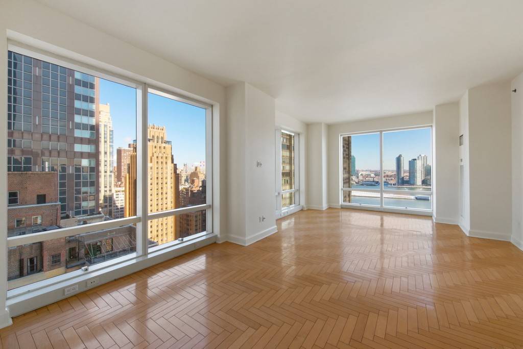 Spectacular River Views from Trump World TowerExperience luxury living at its finest in this stunning 3 bedroom, 3 bathroom residence at the prestigious Trump World Tower.