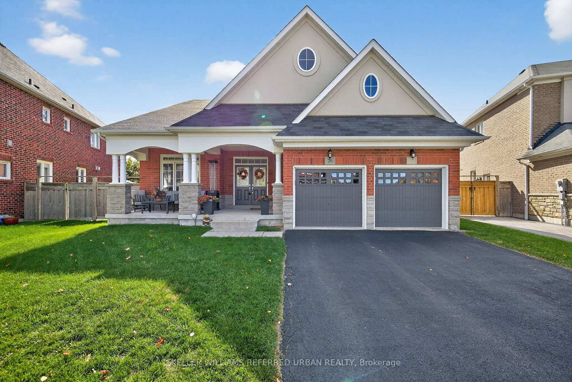 Welcome to 26 Waterton Way, a beautifully crafted Starling Bungaloft by Great Gulf Homes, ideally located on one of Summerlyn Villages most sought after streets.