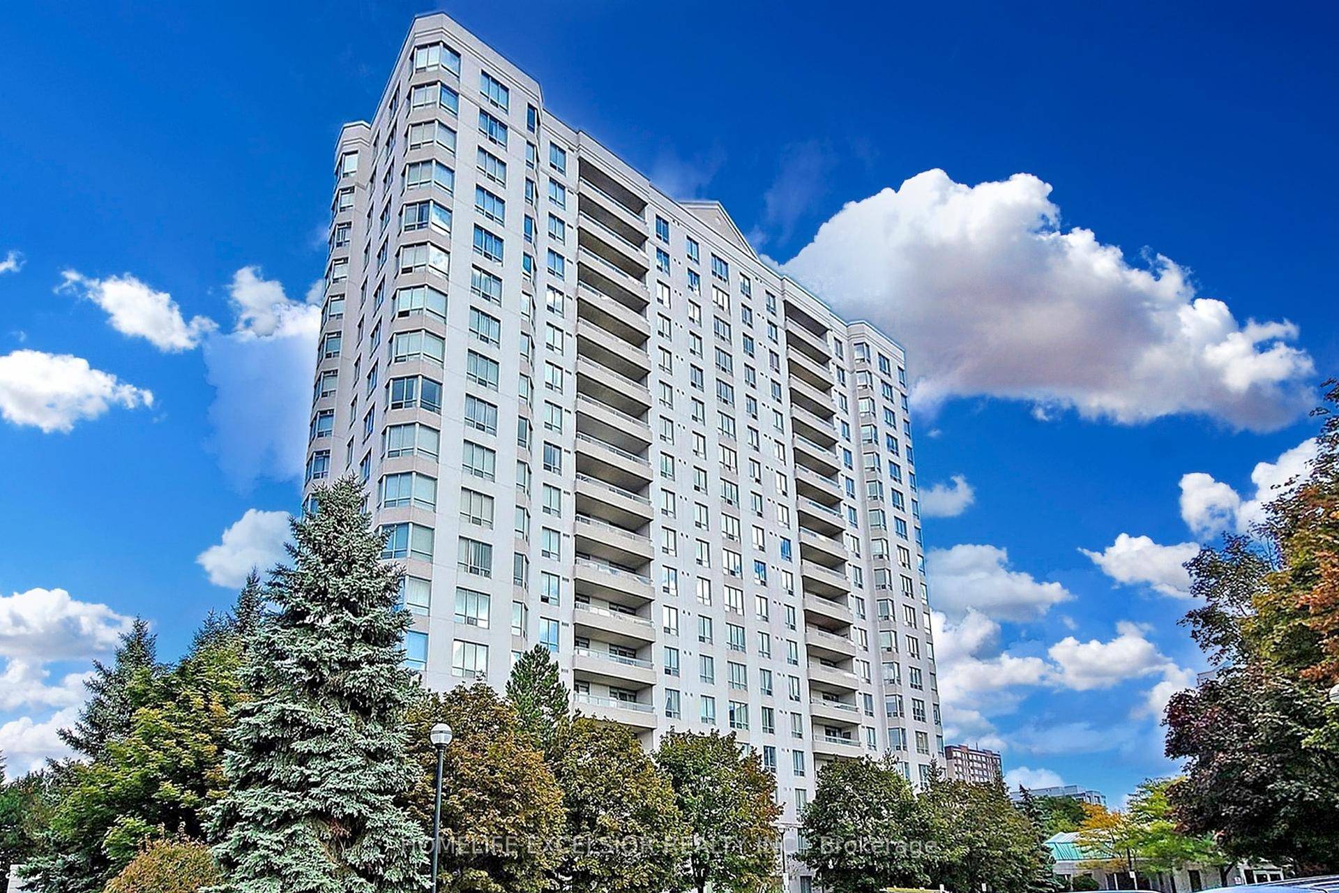 Luxury Condo By Monarch. Panoramic Unobstructed South View Can See Cn Tower.