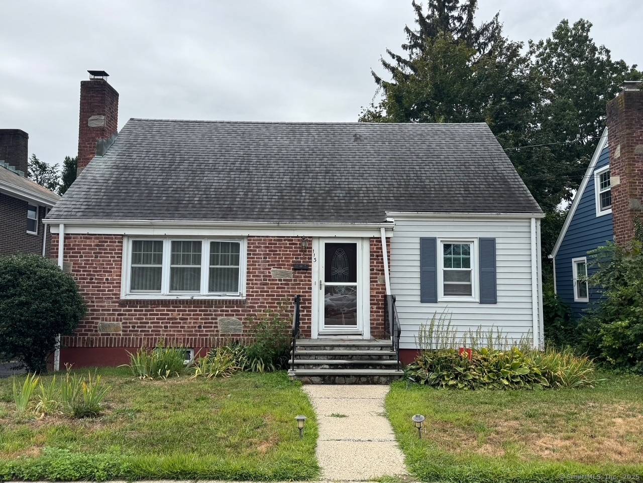 Charming Turn Key North End Cape Convenient Location !