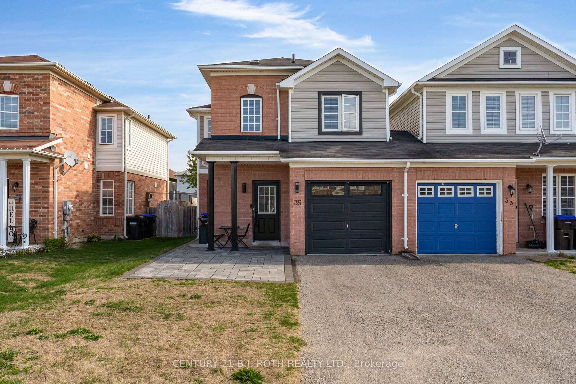 This 3 1 bedroom end unit townhome, attached only at the garage, is located in the heart of the Essa.