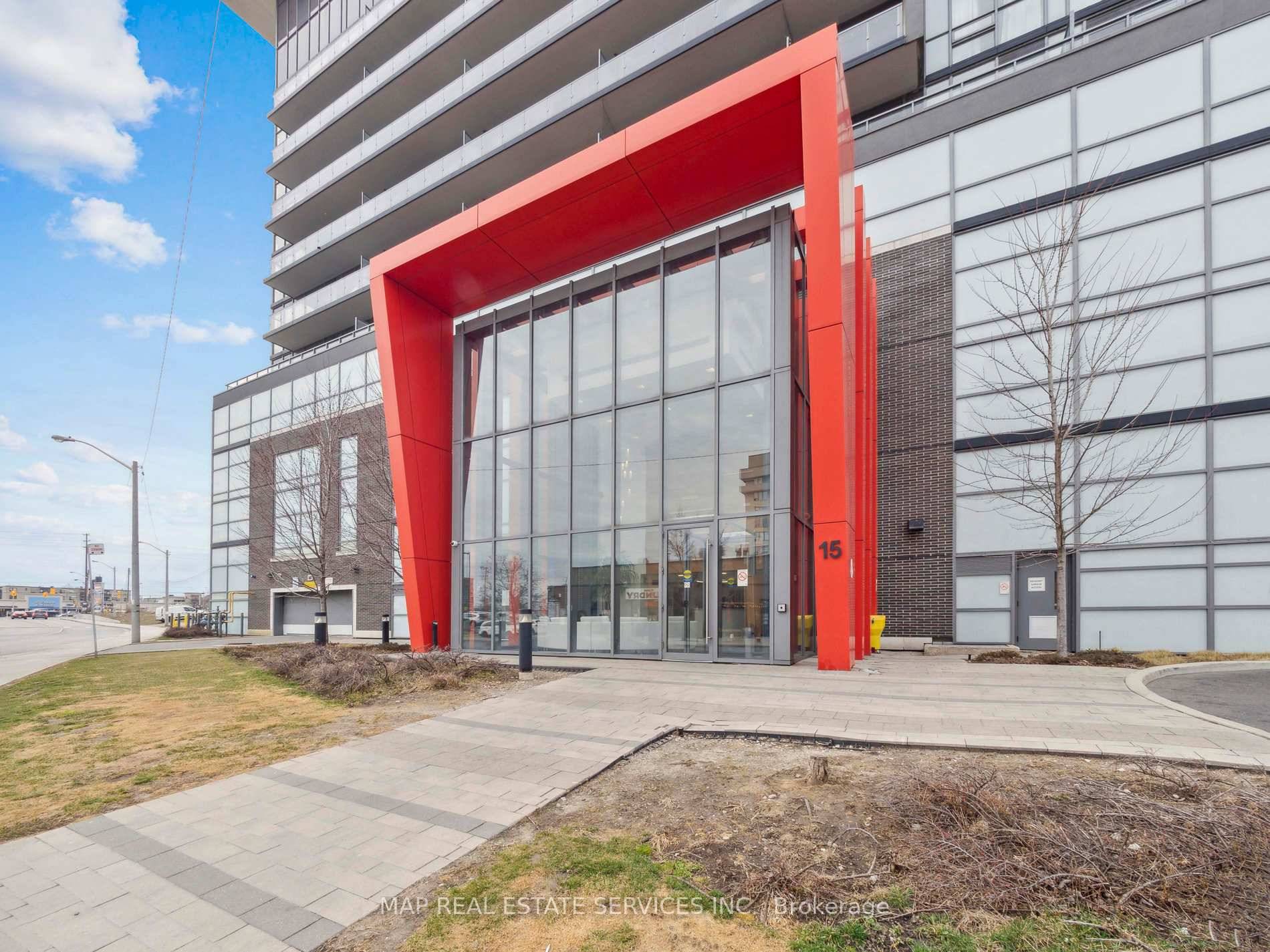 Spacious 2 Bedroom, 2 Washroom Corner Suite.