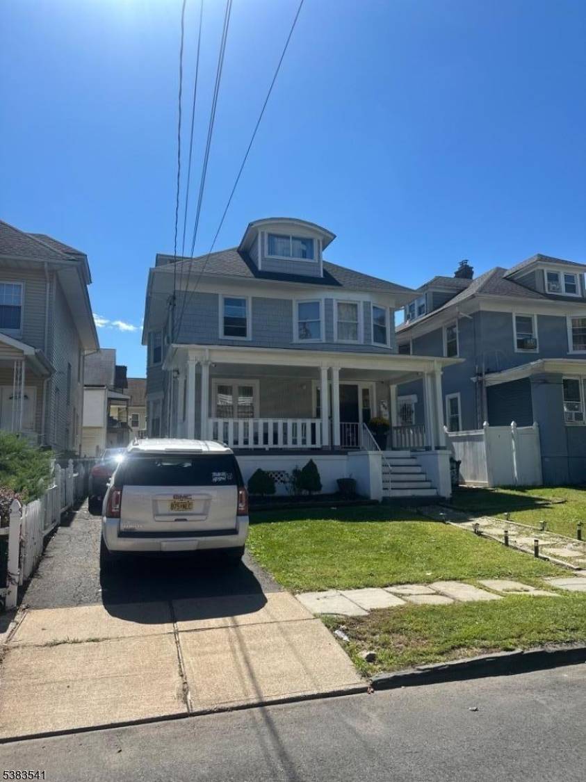 Clinton Pl Elizabeth City New Jersey Single-Family