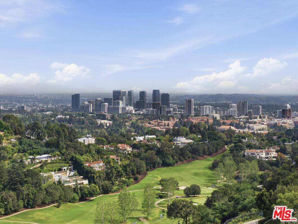 11287   Chalon Rd 4BR Brentwood La