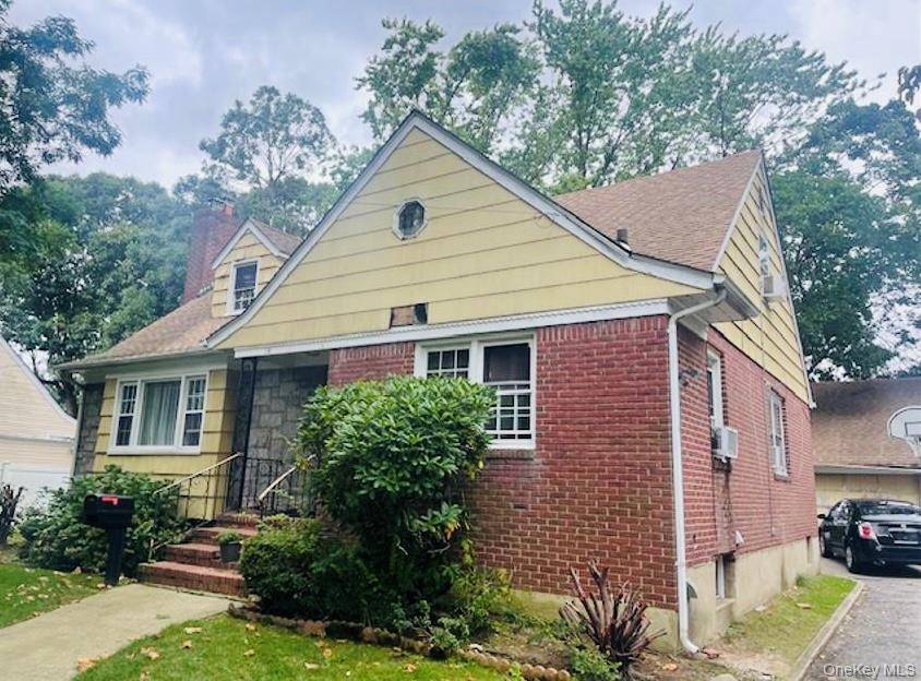 Single family Colonial style home.