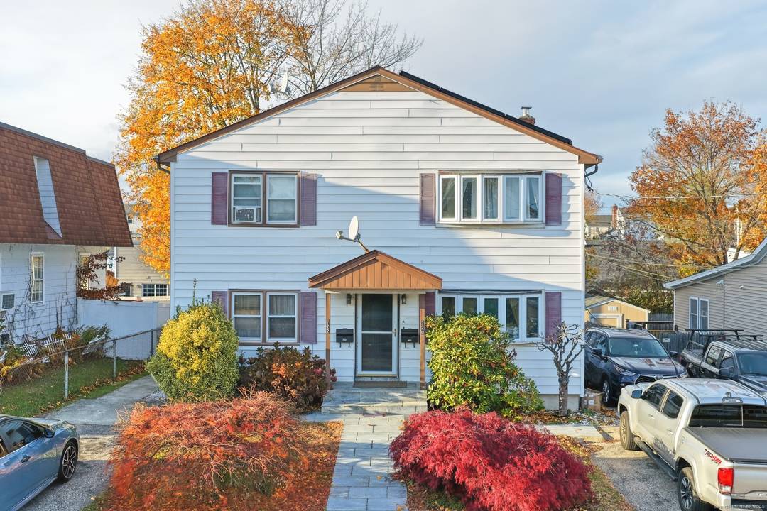 Welcome to 720 Queen Street !