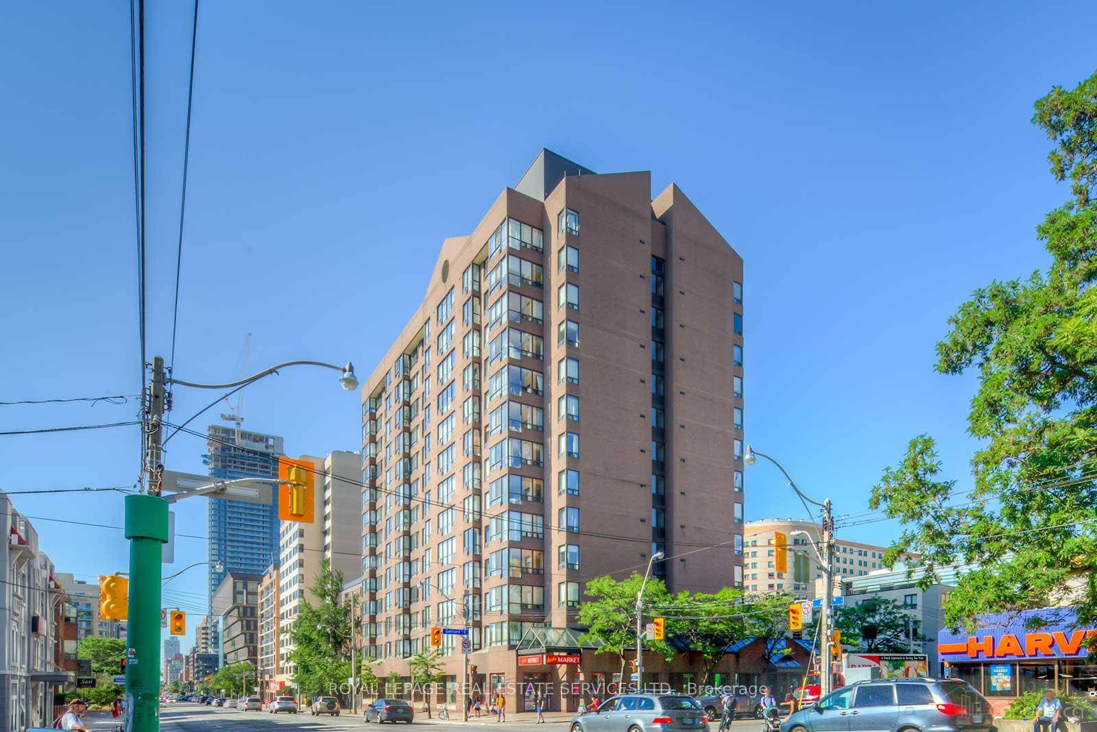 Rarely offered 2 1 bedroom, 2 full bathroom with parking, steps to TMU, boutiqueTO Condominium, only 13 floors, Situated At Corner Of Gerrard Street East And Jarvis, Offers A Vibrant ...