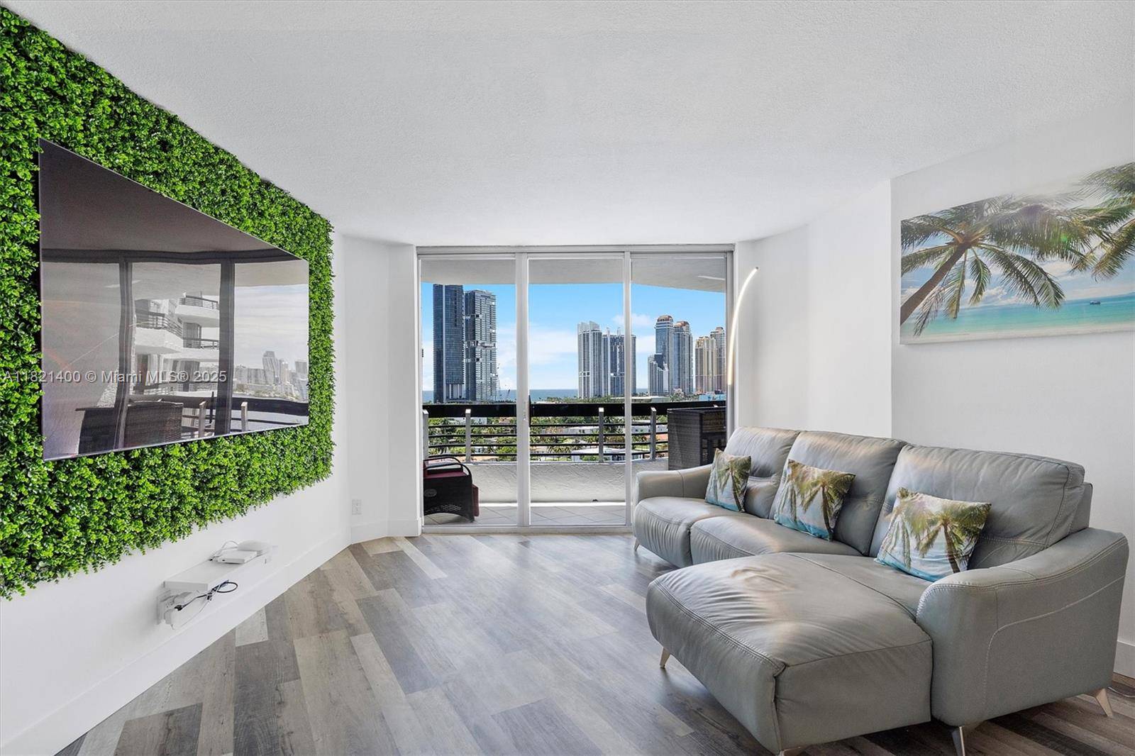 Boater s dream in Aventura.
