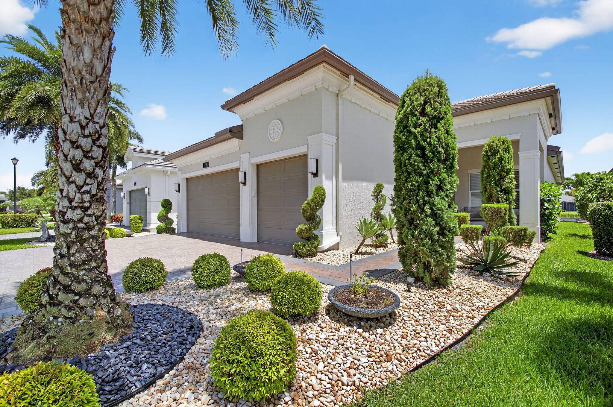 NO expense spared in this Mint move in MODEL PERFECT custom remodeled Cabernet model with True Pride of ownership on Beautiful wide lake with fabulous upgraded landscaping.