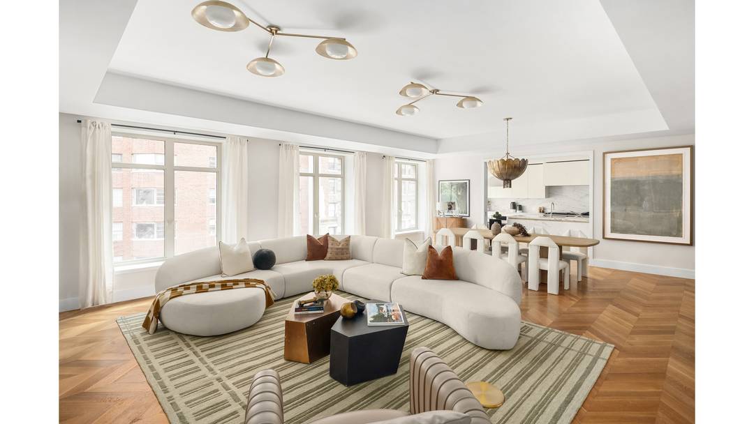 Coop with Condo Rules The Fourth Floor at 1228 Madison Avenue is a 4 bedroom, 3.