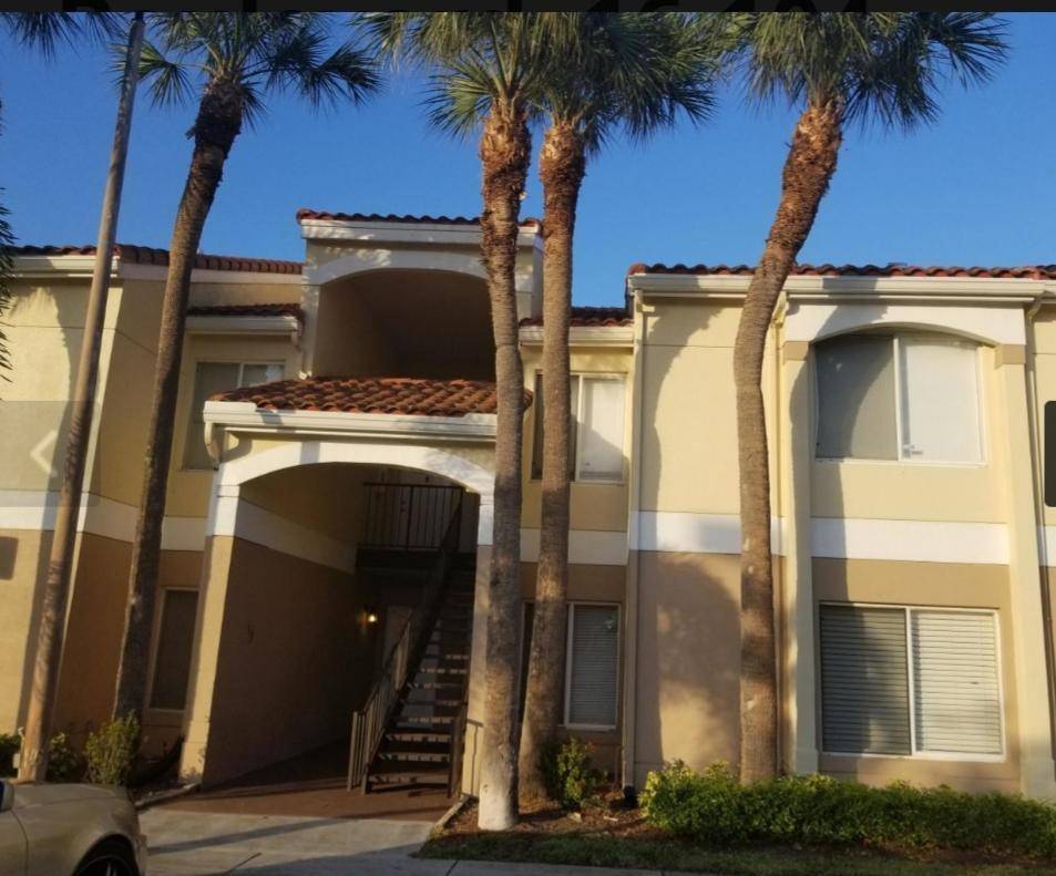 INVESTORS WELCOME ! Perfectly located near I 95, this turnkey 2 bedroom, 2 bathroom unit offers convenience and comfort !