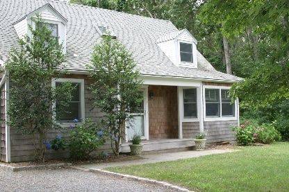 Lovely Cottage Near Bay Beaches
