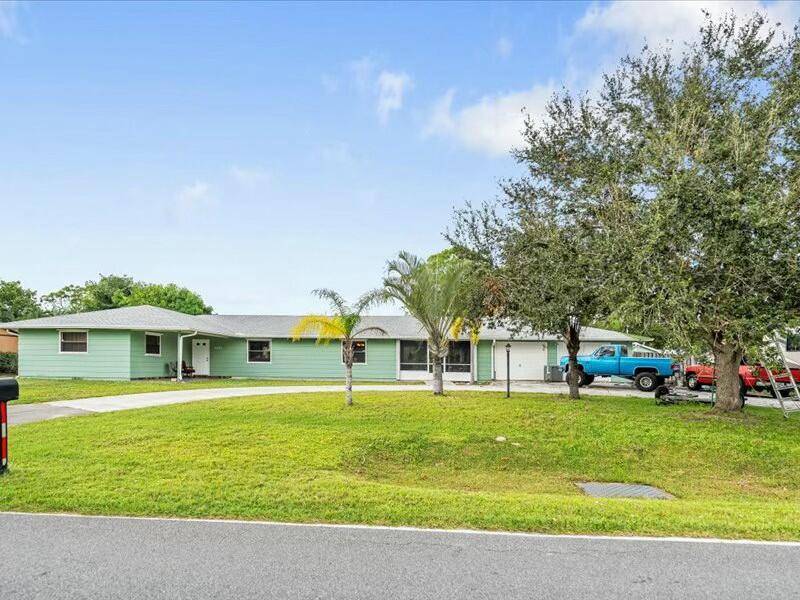 This spacious 3 2. 5 2 home is located on DOUBLE LOTS in the beautiful Indian River Estates community.