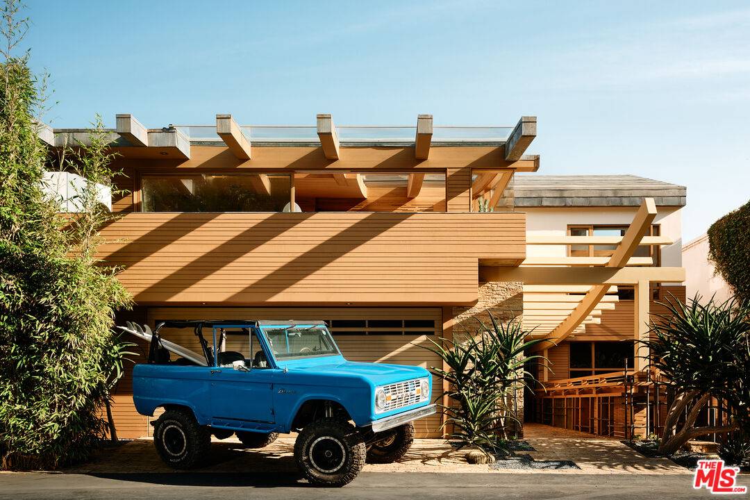 26820 Malibu Cove Colony Dr 5BR Malibu La