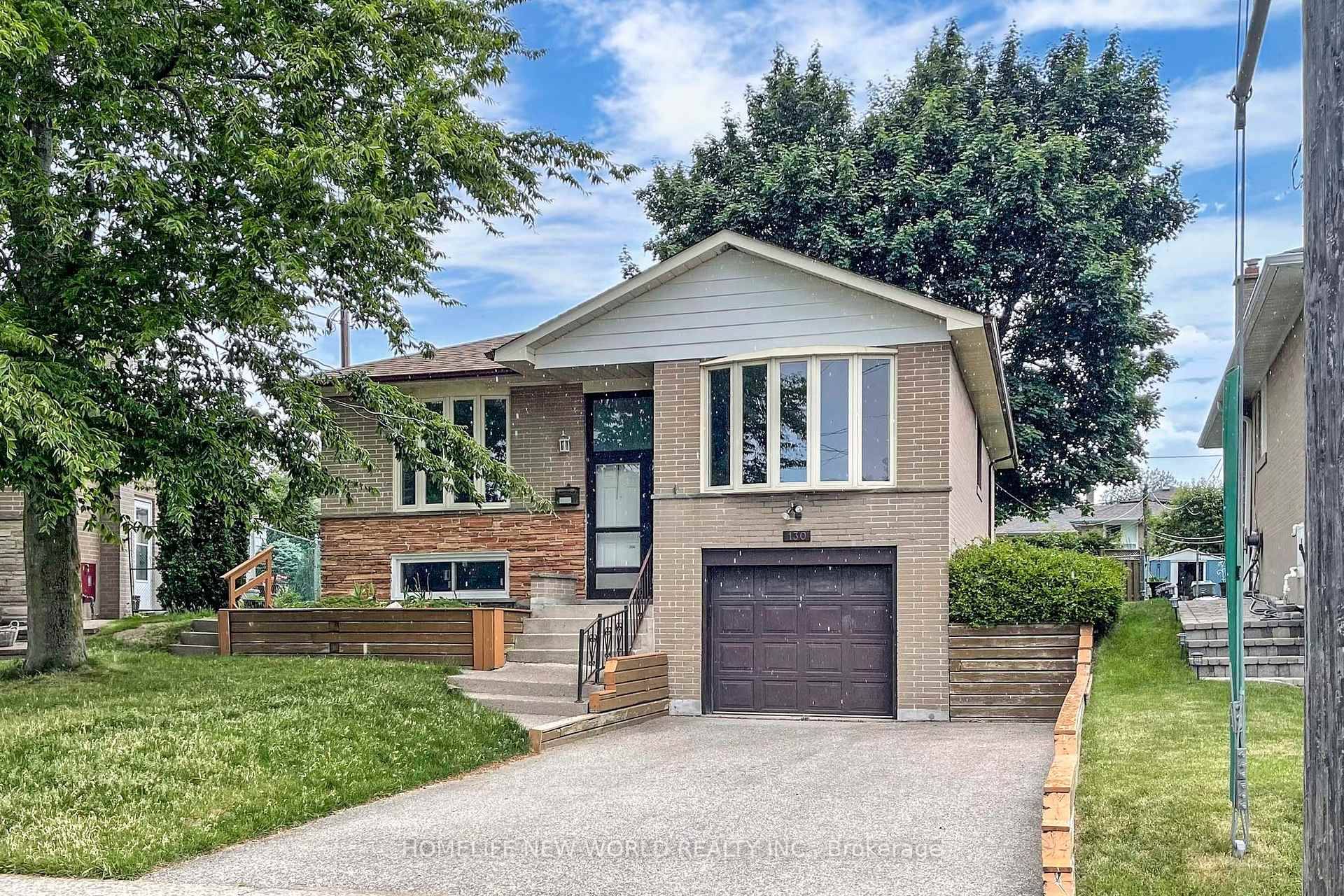 Legal Two Separate Entrance Units Upper amp ; Bsmt W Building Permit.