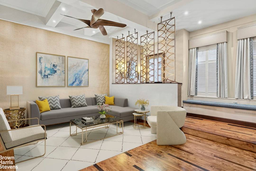 This unique maisonette, a one of a kind urban oasis, features townhouse style living with the white glove services of the famous El Dorado.