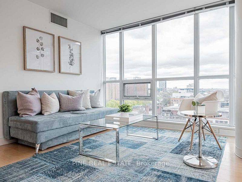 Big City views and a bright corner unit, this spacious 2 Bedroom, 2 Bath Condo In The Heart Of Downtown Toronto is a fantastic place to call home !