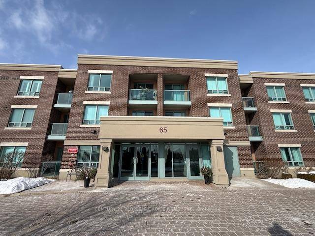 Desirable Rosedale Village Retirement At Its Best.